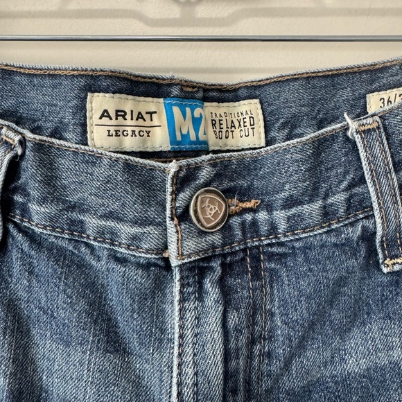 Excellent condition besides the hole that is pictured! 36x30 - Picture 3 of 5